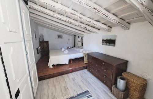 Casa Histórica con Piscina en la Costa Brava - Foto 9