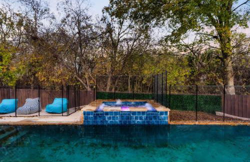 Stunning Family Home with Pool & Hot Tub - Sleeps 17 - Foto 43