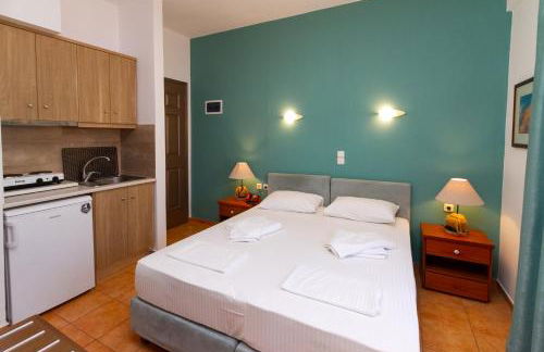 G. Kiapekou - Photo 11