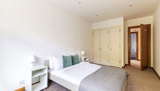 Sleek and Contemporary House in Battersea - Foto 5, Habitación