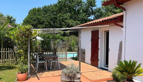 Appartement T2, très bien équipé, avec terrasse, jardin, et accès piscine, rénovation mars 2026 - Foto 1