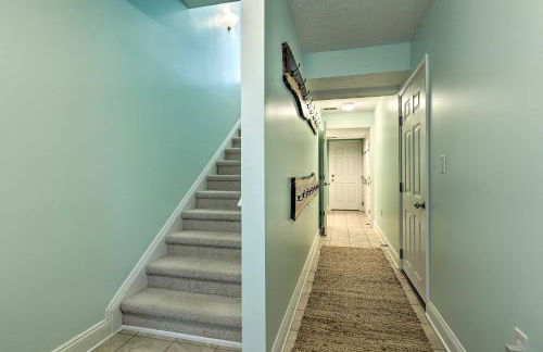 Bright Manistee Condo with Beach and Pool Access! - Foto 12