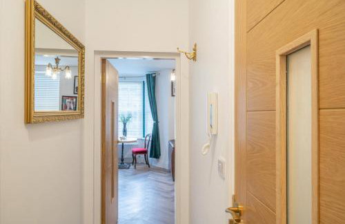 Beautifully Designed 1 Bed Flat - Foto 20