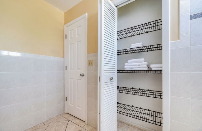 Renovated 3BR Dog Friendly Pond View W/D - Foto 37