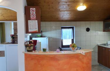 Diana Apartman - Photo 12