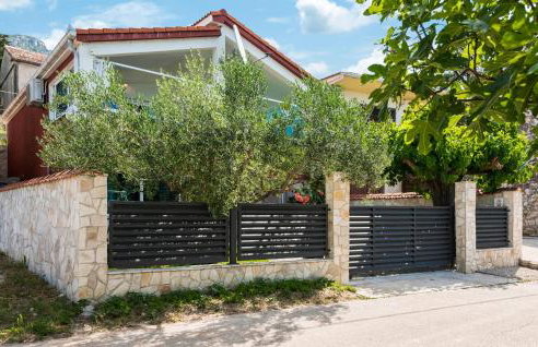 2 Bedroom Stunning Home In Desne - Foto 13