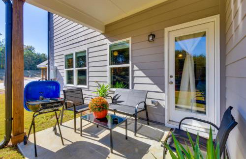 Work, Explore & Relax: Modern Townhome in Lula! - Photo 30