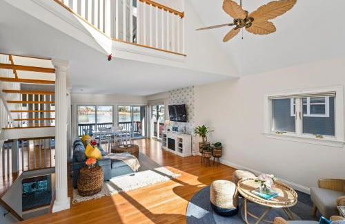 Waterfront Getaway - Dock UR Boat & Walk to Beach - Foto 53