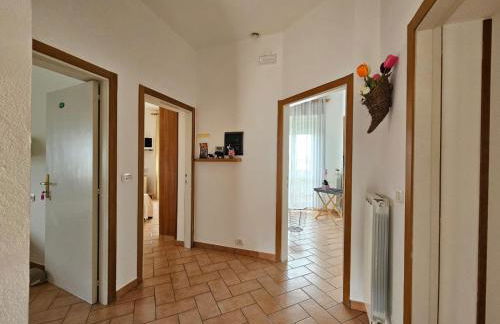 Delizioso appartamento collinare - Photo 3