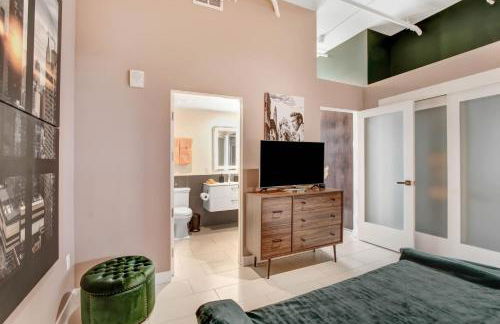 NYC Styled Loft In DTLA, sleeps 4 with Free Parking! - Foto 26