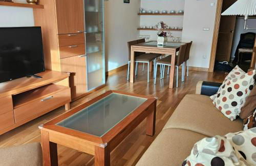 Red Wine Haro, piscina y parking - Foto 19