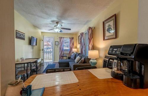 Quaint Cozy Cottage Perfect for a Peaceful Getaway in West Virginia - Foto 16