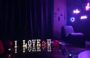 Suite mit Whirlpool, Sauna, Pole Dance und mehr - Foto 31