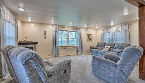 Rise and Shine Farm in Goshen with BBQ and Fire Pit! - Foto 2