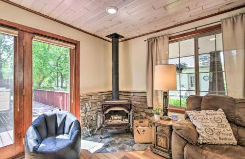 Retreat with Lake Access and Private Boat Dock! - Foto 4