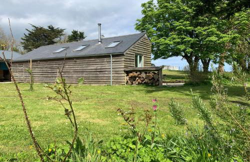 Bream Barn - sea view, woodburner, easy walk to the beach, parking, full kitchen - Foto 12