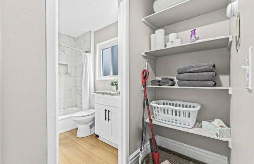 Prime Location King! Bed near Mt Clemens Downtown - Foto 21