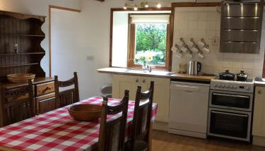 Lower Thura House - Photo 1