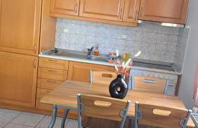 Danis Home - Photo 6