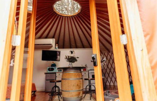 Heated & AC Yurt - Foto 3