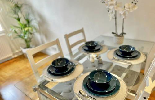 Cozy Waterloo Flat Sleeps 4 - 10 Mins to London Eye - Foto 8