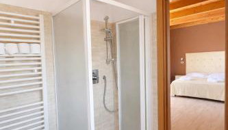 Camere comfort con terrazza Solarium Favorita - Foto 4