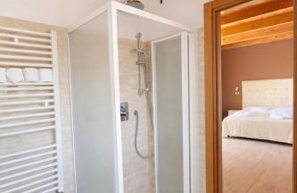 Camere comfort con terrazza Solarium Favorita - Foto 4