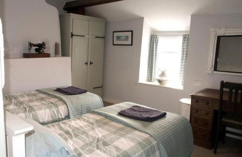 Glan y Morfa Welsh farmhouse overlooking Dyfi Estuary Rated 4 star Visit Wales - Photo 30