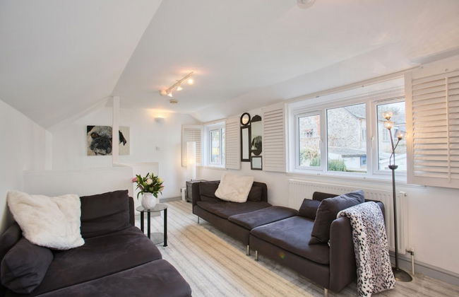 Fantastic 1BD Hideaway, 2 Minutes to the Sea - Photo 12