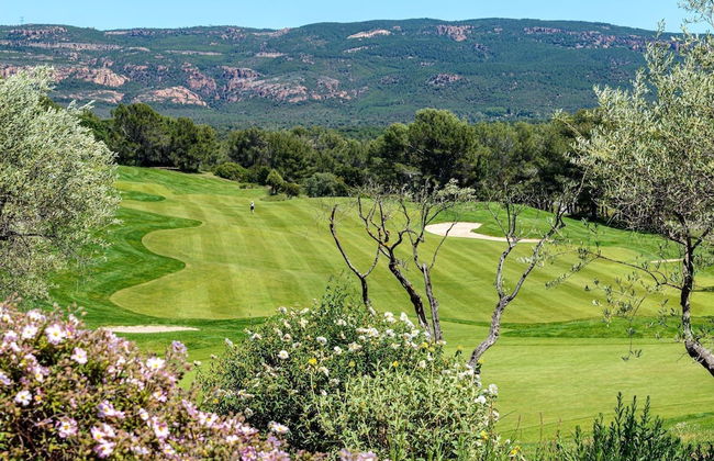 Terraced House in Domaine de Saint-endreol With Golf, SPA and Communal Pool - Photo 69