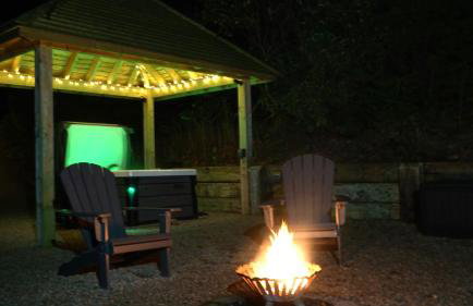 Little Acorn - Luxury shepherd's hut / lodge with private hot tub and garden - Foto 11