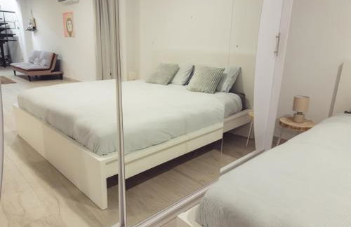 New - MiJa basement Loft Apartment steps from Beach - perfect for Sun and Sport Seekers - Foto 32