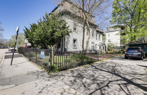 Explore Dtwn, Parks and Colleges Cozy Worcester Apt - Foto 26