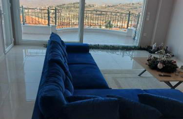 Amazing view with huge balcony - Photo 12