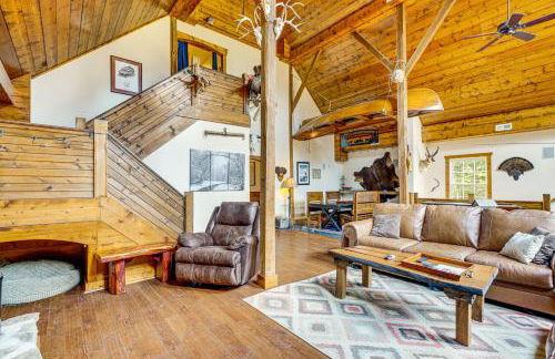 The Lodge at Crider Creek Getaway on 140 Acres! - Foto 4