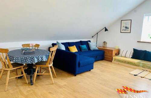 The Boat House, Spacious Village Apartment - Foto 10