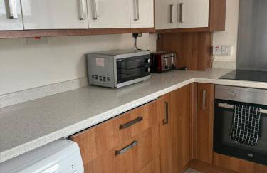4-Bed Family Home - Steps from Nottingham Forest Ground - Foto 13