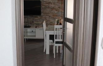 Apartment Lucky with Jacuzzi - Photo 46