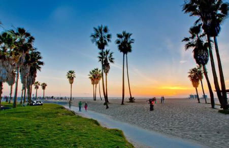 Well-Located 3BR Near SoFi Stadium & LAX - Foto 29