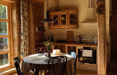 Nad Mikowym Potokiem - wydzielona część drewnianego domu z osobnym wejściem i ogrodem - Foto 45