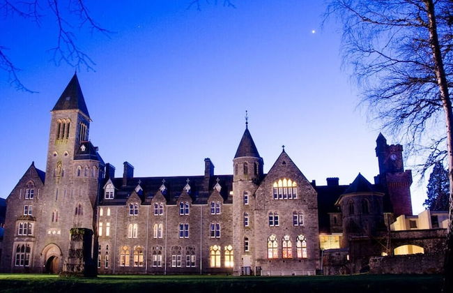 The Boys Dormitory - Foto 29