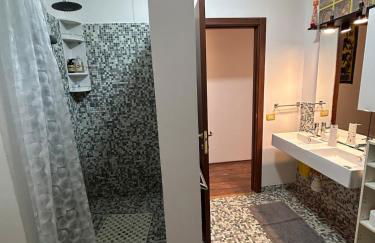 Kibanda Lodge - Foto 13