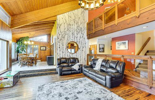 Hike, Ski and Soak! Spacious Anchorage Getaway - Foto 7