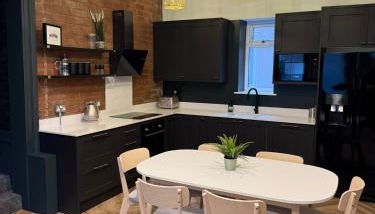 The Hideout - Boutique 2 Bedroom Apartment - Foto 4