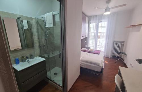 Bologna Vibes - 6 Rooms with Baths - Self Check in - 10 Guests - Foto 5