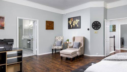 RARE FIND! Private Pool Hot Tub Spa Game Room Pool Heat Available Spring Special! - Foto 4