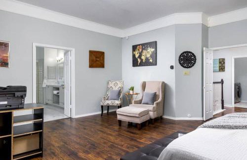 RARE FIND! Private Pool Hot Tub Spa Game Room Pool Heat Available Spring Special! - Foto 4