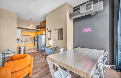 Fun 2Bed Apt Skeeball Foosball FREE Parking - Foto 17