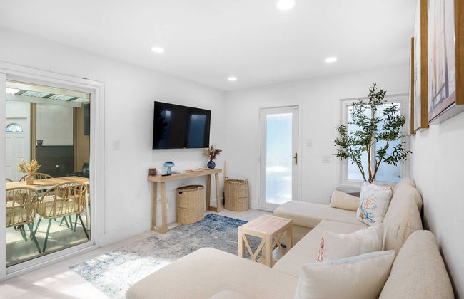 Steps to the Beach, Firepit & Patio Long-term Newport Beach Stay Coastal Cove - Foto 9