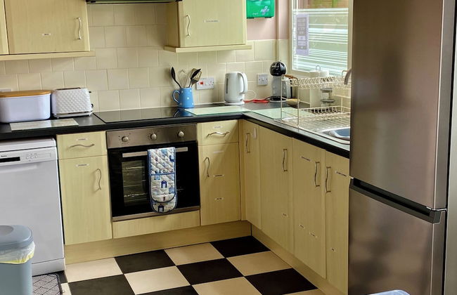 Large 3 bed Chalet -sleeps 6- dog Friendly- Garden - Foto 6